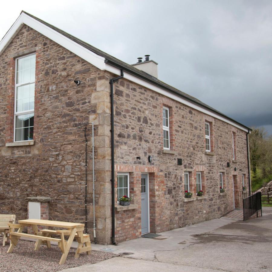 Cash Hill Farm Cottages Ballinamallard Eksteriør bilde